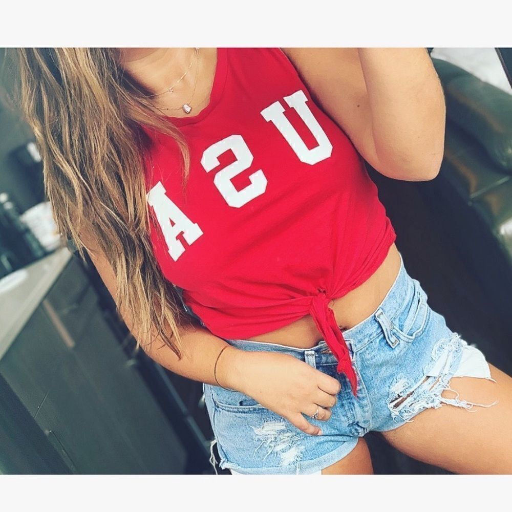 Red  USA tank